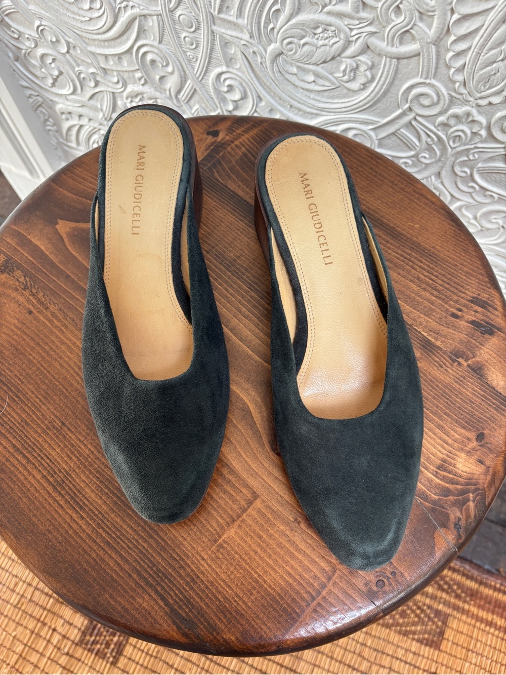 Mari Giudicelli suede mules, size 39